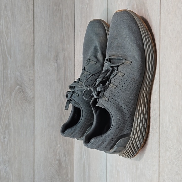 Nobull men Athletic Running Sneakers shoes sz 10.5 - Picture 2 of 13